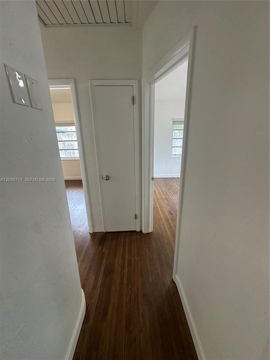 For Rent: $2,800 (2 beds, 1 baths, 1123 Square Feet)