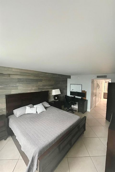 В аренду: $3,150 (2 спален, 2 ванн, 1280 Квадратных фут)