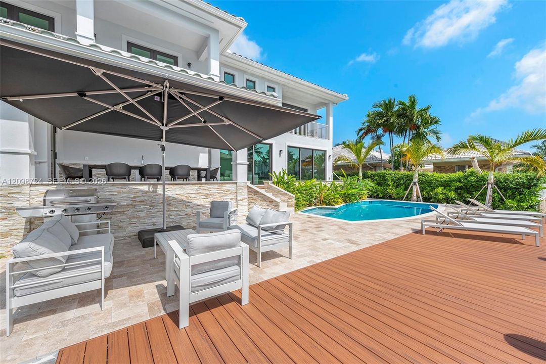 For Sale: $4,750,000 (5 beds, 5 baths, 0 Square Feet)