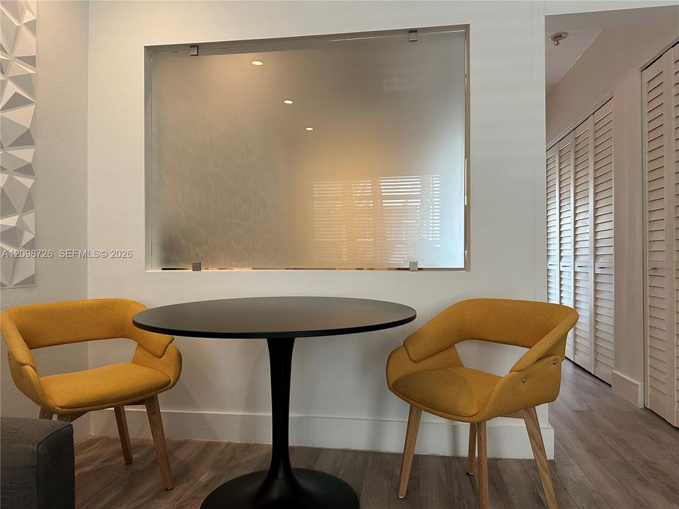 В аренду: $1,950 (1 спален, 1 ванн, 435 Квадратных фут)