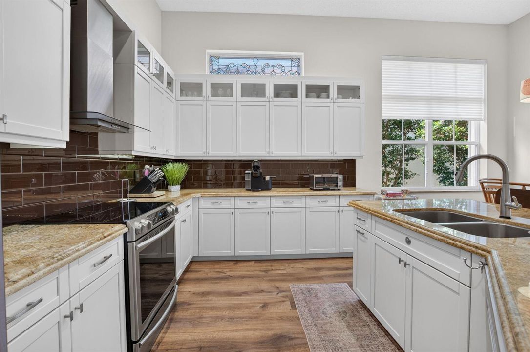 kitchen alt view