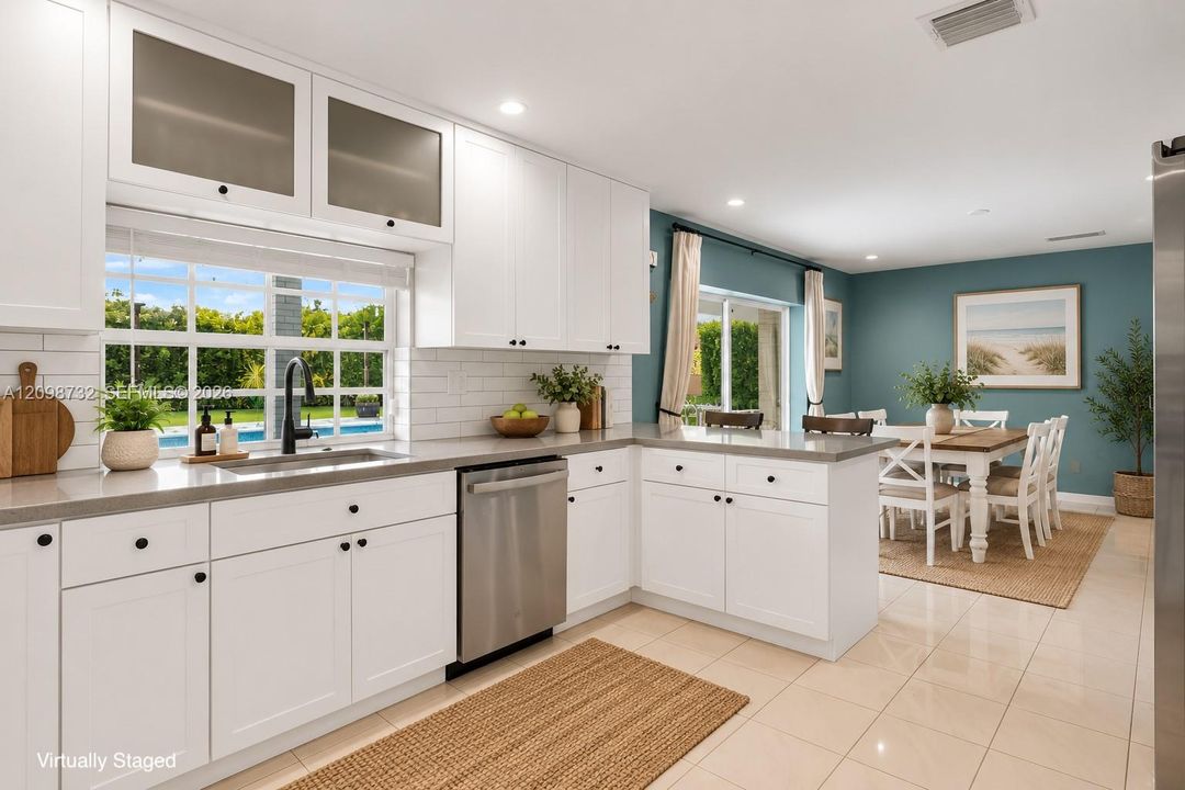 For Sale: $1,274,500 (4 beds, 2 baths, 2081 Square Feet)