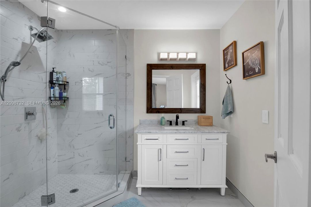 For Sale: $1,274,500 (4 beds, 2 baths, 2081 Square Feet)