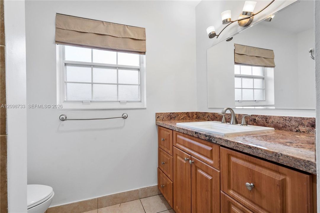 For Rent: $4,400 (4 beds, 2 baths, 1803 Square Feet)