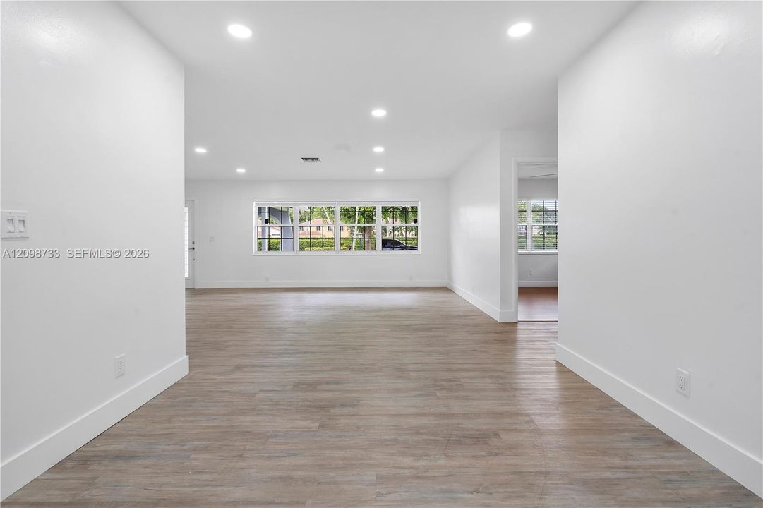 For Rent: $4,400 (4 beds, 2 baths, 1803 Square Feet)