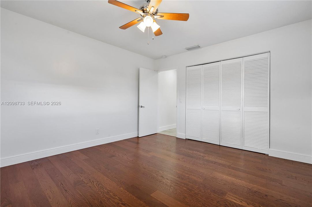 For Rent: $4,400 (4 beds, 2 baths, 1803 Square Feet)