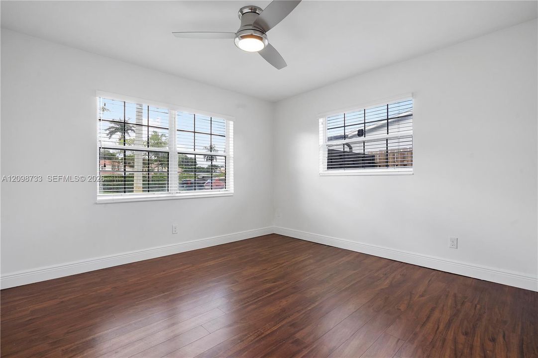 For Rent: $4,400 (4 beds, 2 baths, 1803 Square Feet)