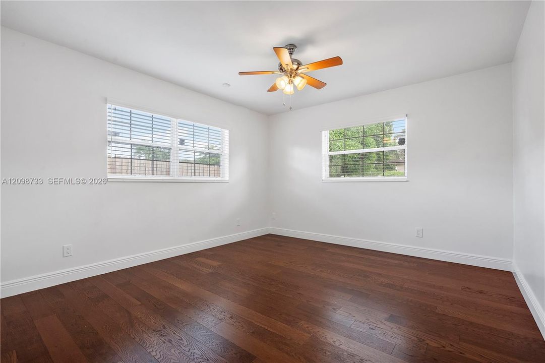 For Rent: $4,400 (4 beds, 2 baths, 1803 Square Feet)