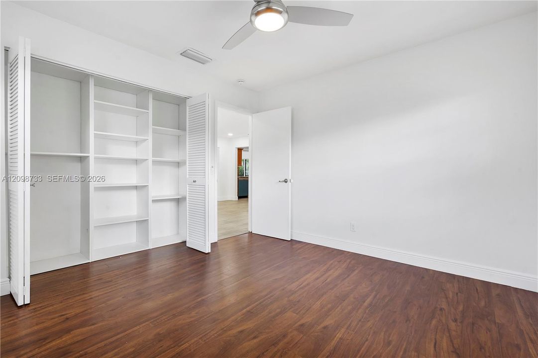 For Rent: $4,400 (4 beds, 2 baths, 1803 Square Feet)