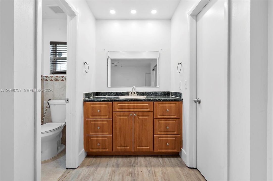 For Rent: $4,400 (4 beds, 2 baths, 1803 Square Feet)