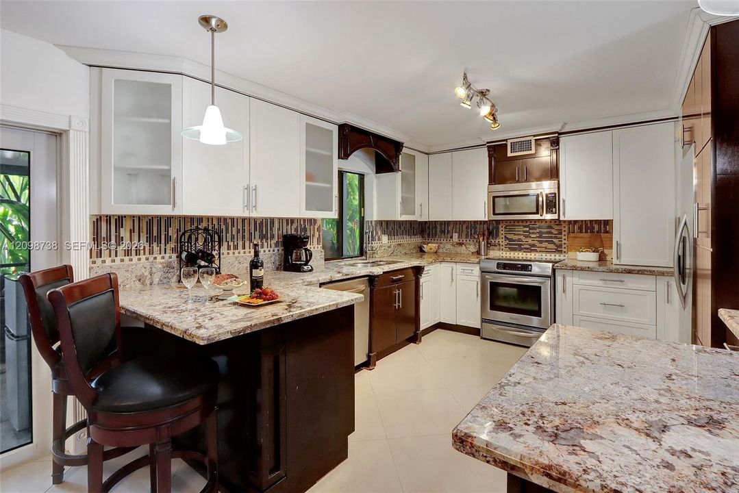 En Renta: $3,750 (3 camas, 2 baños, 1404 Pies cuadrados)