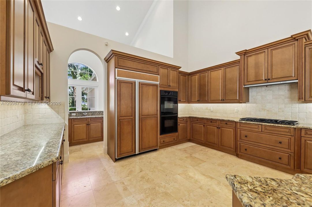 En Venta: $2,500,000 (5 camas, 5 baños, 4545 Pies cuadrados)