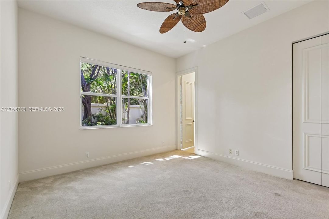 En Venta: $2,500,000 (5 camas, 5 baños, 4545 Pies cuadrados)