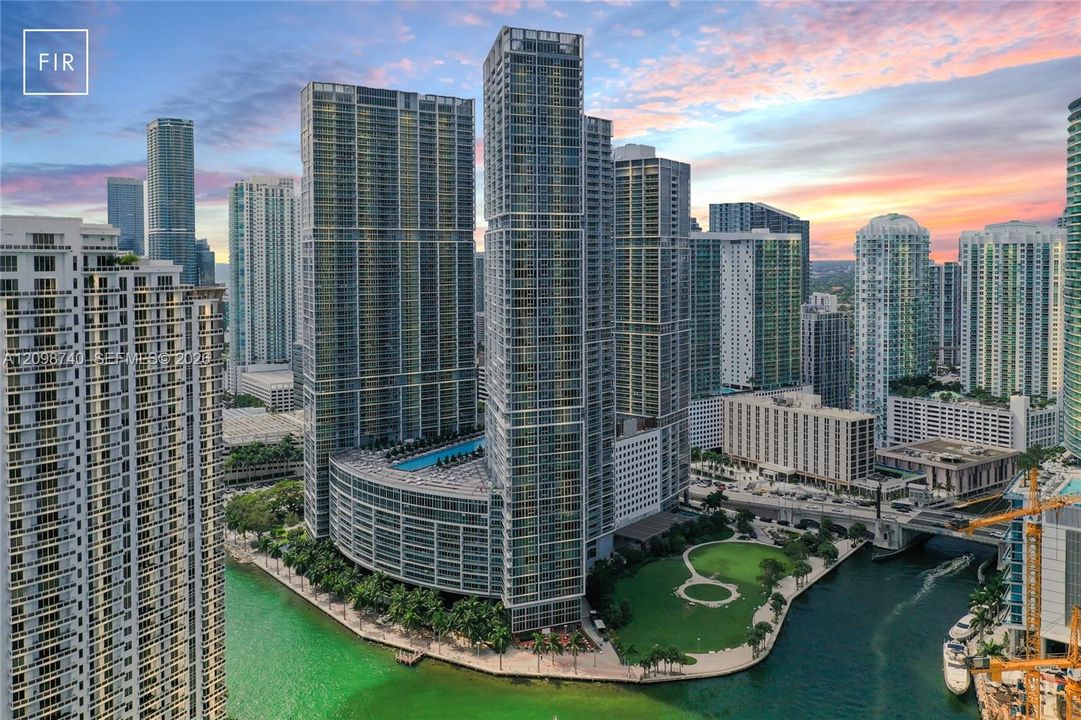 For Rent: $2,650 (0 beds, 1 baths, 598 Square Feet)