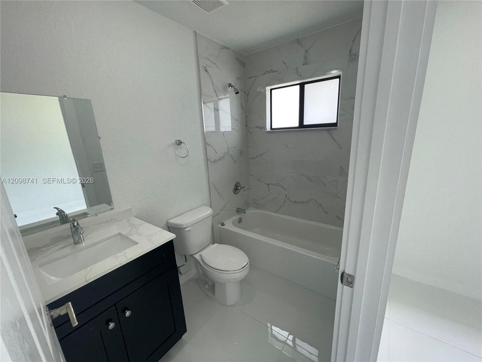 For Rent: $3,050 (3 beds, 2 baths, 1750 Square Feet)