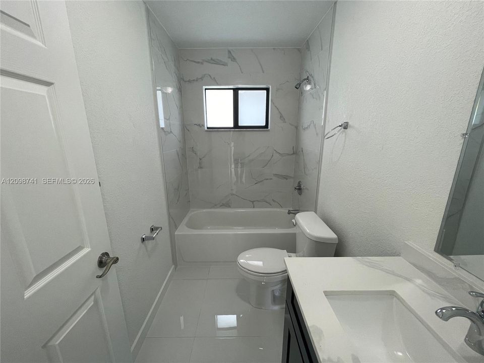 For Rent: $3,050 (3 beds, 2 baths, 1750 Square Feet)