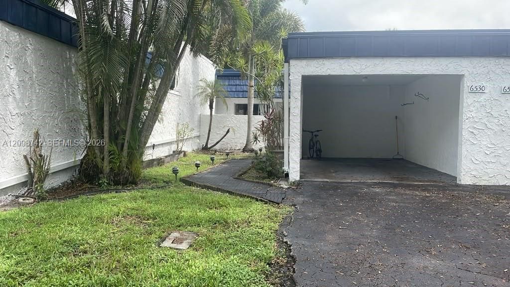 For Sale: $220,000 (2 beds, 1 baths, 1000 Square Feet)