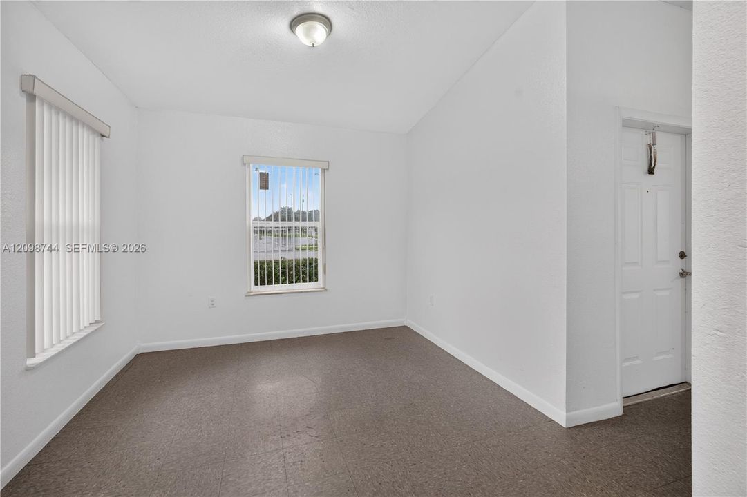 En Venta: $460,000 (3 camas, 2 baños, 1146 Pies cuadrados)
