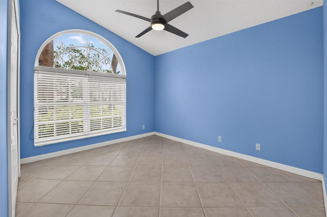 Bedroom 2 (privacy screen open)