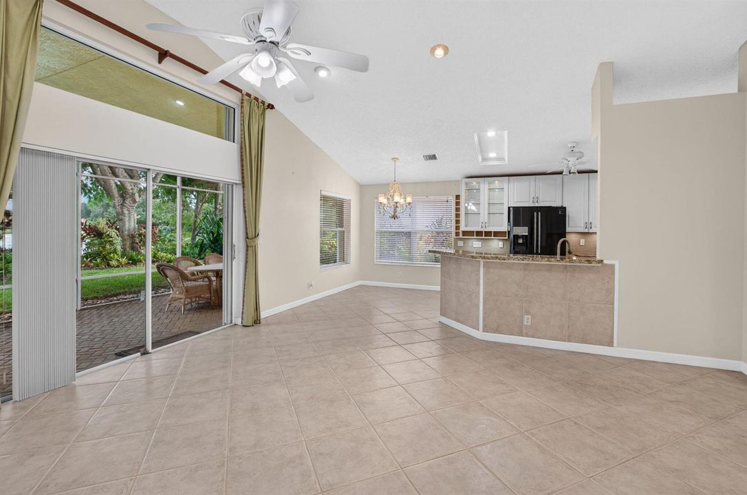 family room looking art breakfast bar
