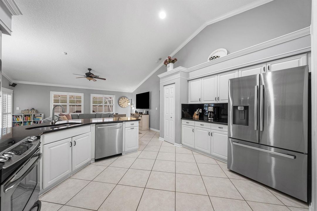 013-12685BucklandStreet-Wellington-FL-33