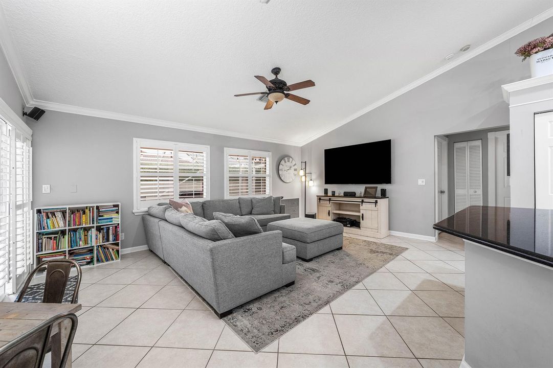 017-12685BucklandStreet-Wellington-FL-33