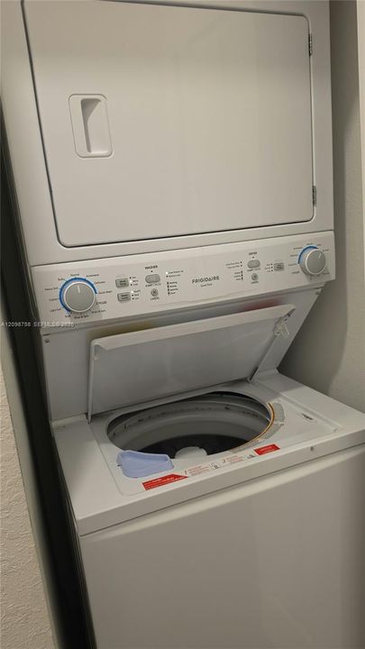 En Renta: $2,600 (3 camas, 2 baños, 1545 Pies cuadrados)