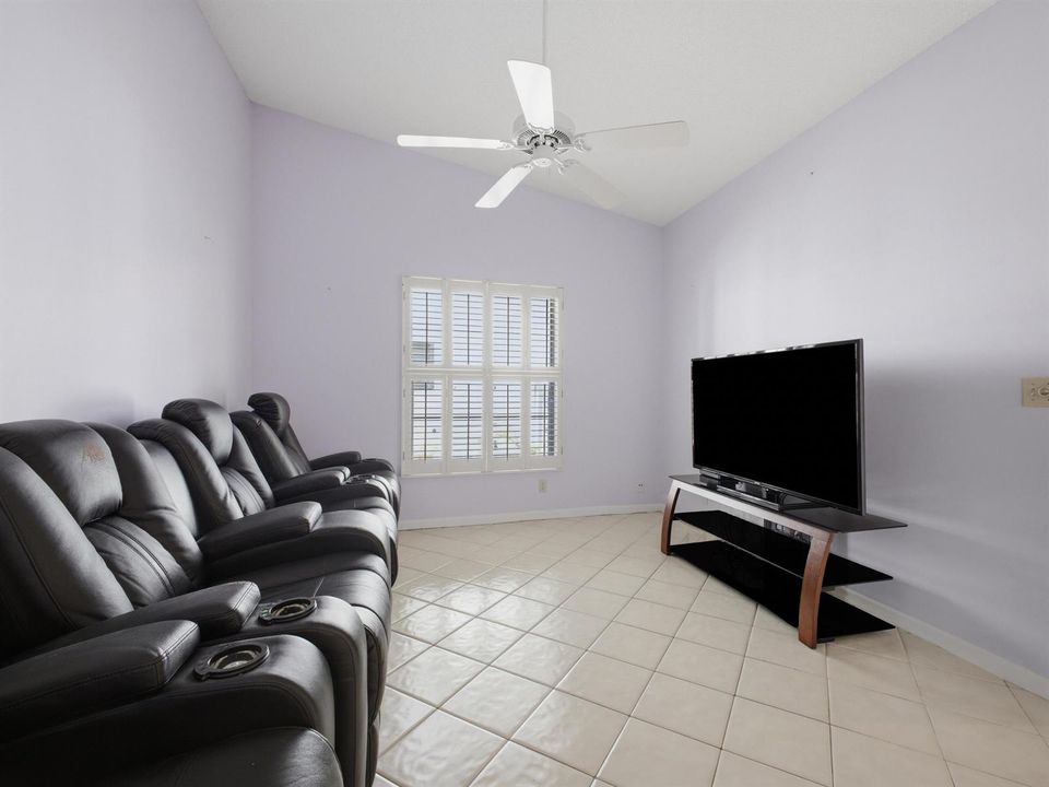 Clubhouse_Ballroom_2