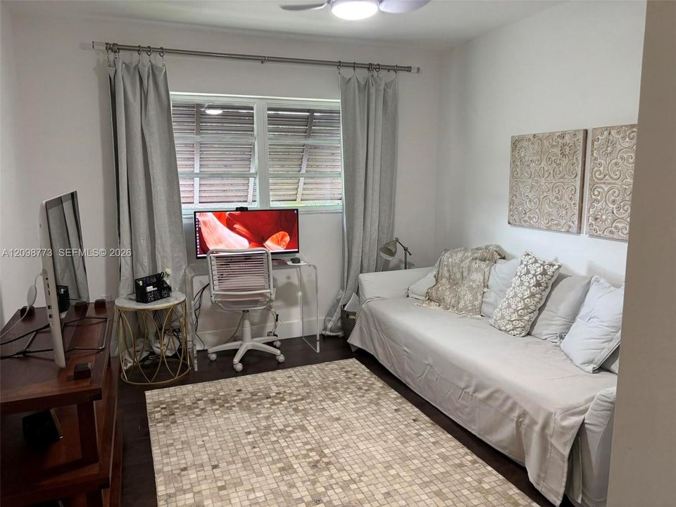 For Sale: $1,299,000 (3 beds, 2 baths, 2449 Square Feet)