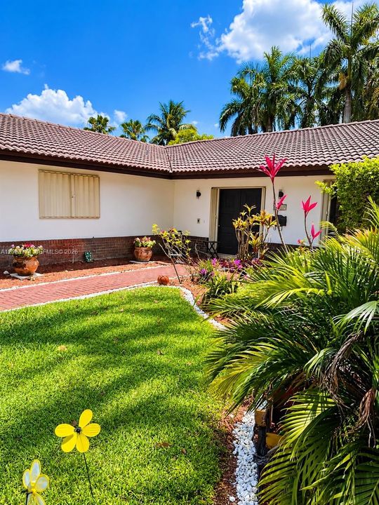 For Sale: $1,250,000 (4 beds, 4 baths, 3134 Square Feet)