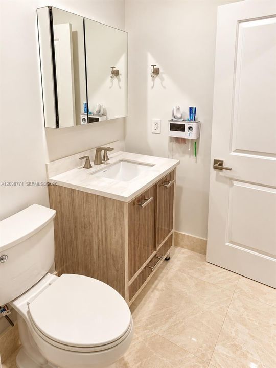 For Sale: $1,250,000 (4 beds, 4 baths, 3134 Square Feet)