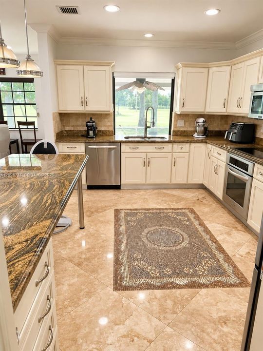 For Sale: $1,250,000 (4 beds, 4 baths, 3134 Square Feet)
