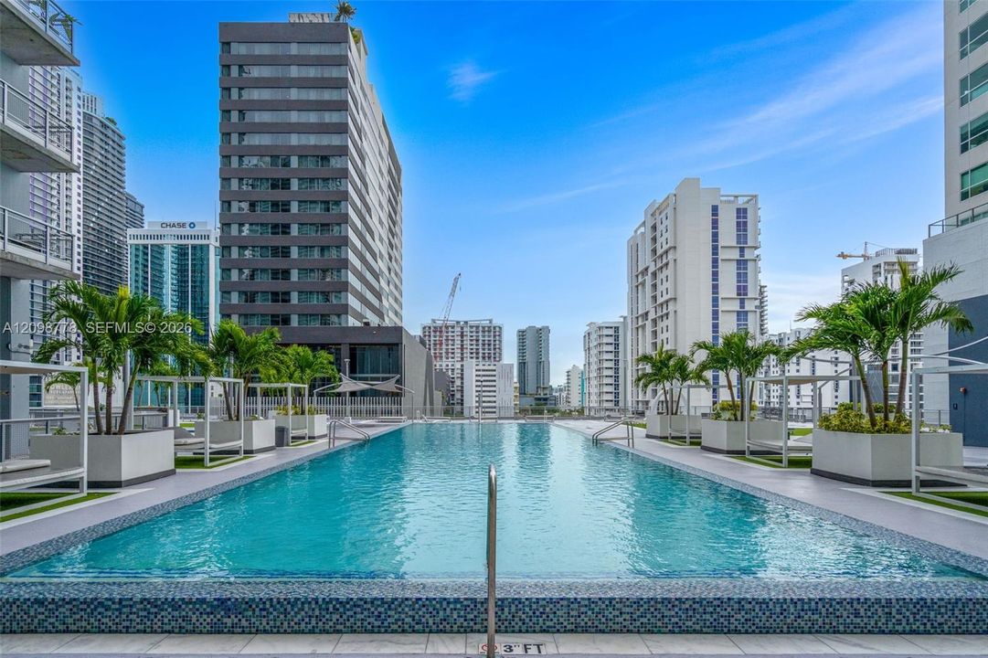 For Rent: $4,750 (2 beds, 2 baths, 1255 Square Feet)