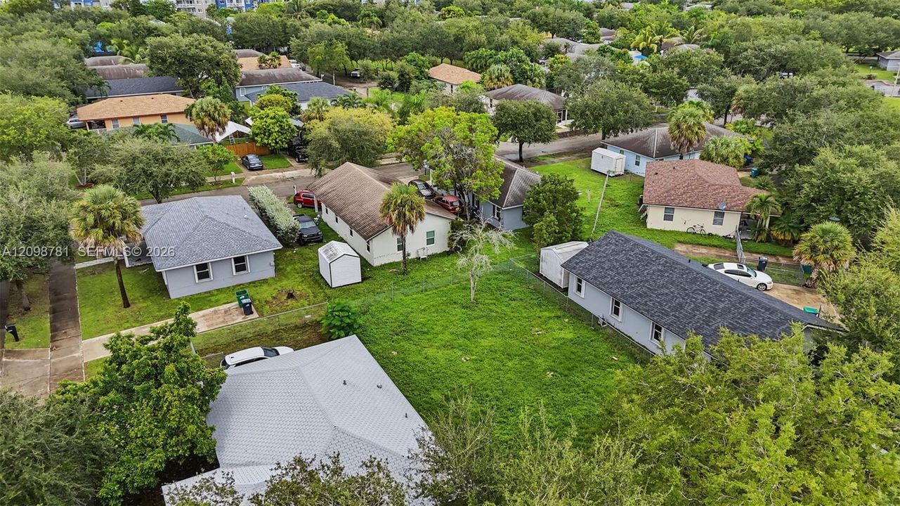En Venta: $160,000 (0.09 acres)