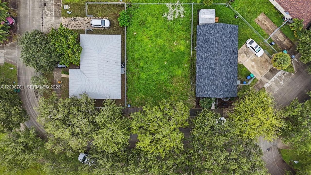 En Venta: $160,000 (0.09 acres)