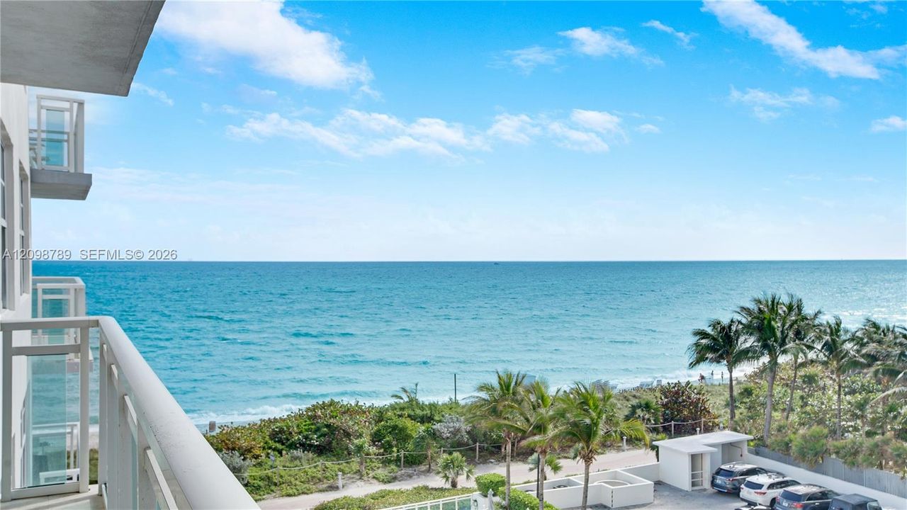 Active With Contract: $6,000 (2 beds, 2 baths, 1218 Square Feet)