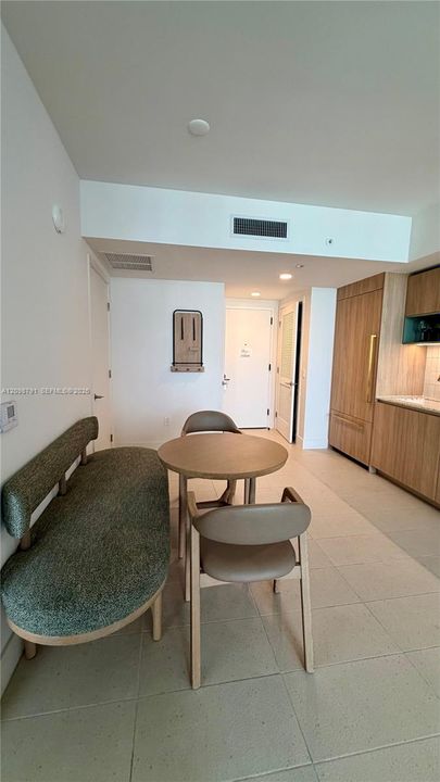 В аренду: $3,000 (1 спален, 1 ванн, 588 Квадратных фут)