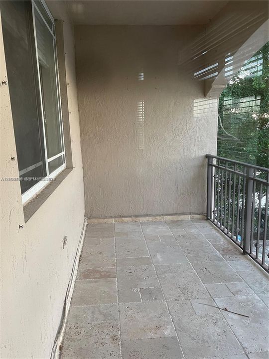 For Rent: $6,100 (5 beds, 4 baths, 3431 Square Feet)
