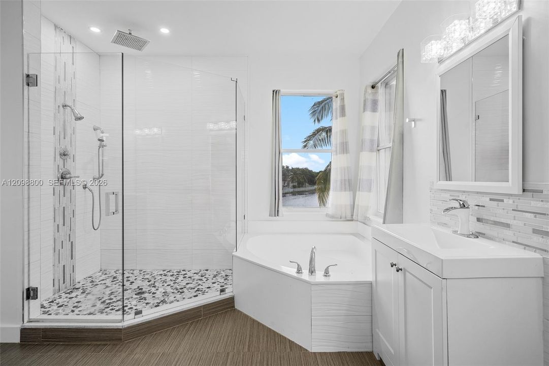 For Rent: $6,500 (4 beds, 3 baths, 3080 Square Feet)