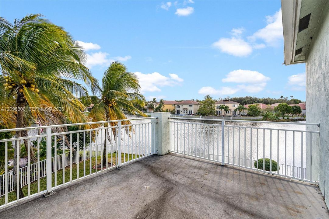 For Rent: $6,500 (4 beds, 3 baths, 3080 Square Feet)