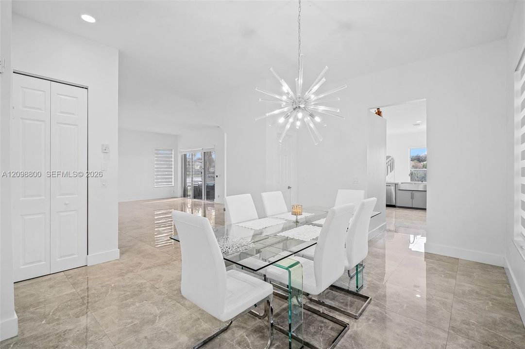 For Rent: $6,500 (4 beds, 3 baths, 3080 Square Feet)