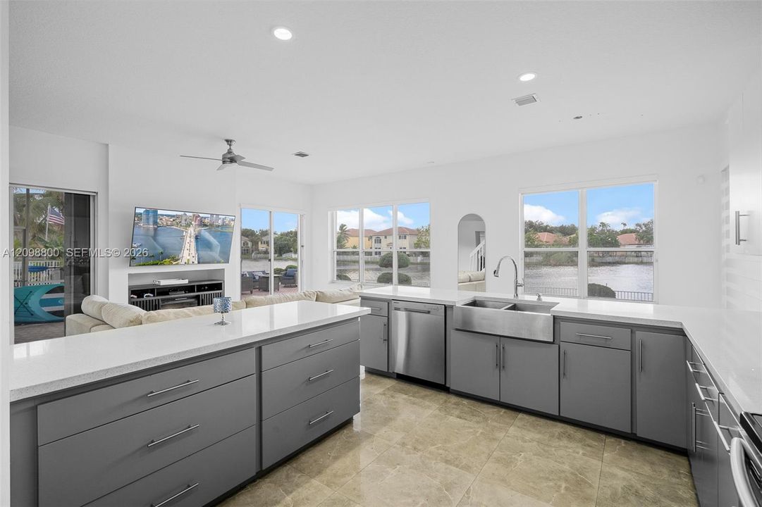 For Rent: $6,500 (4 beds, 3 baths, 3080 Square Feet)