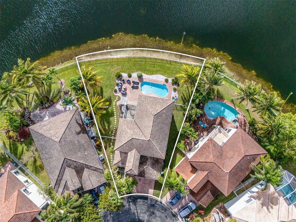 For Rent: $6,500 (4 beds, 3 baths, 3080 Square Feet)