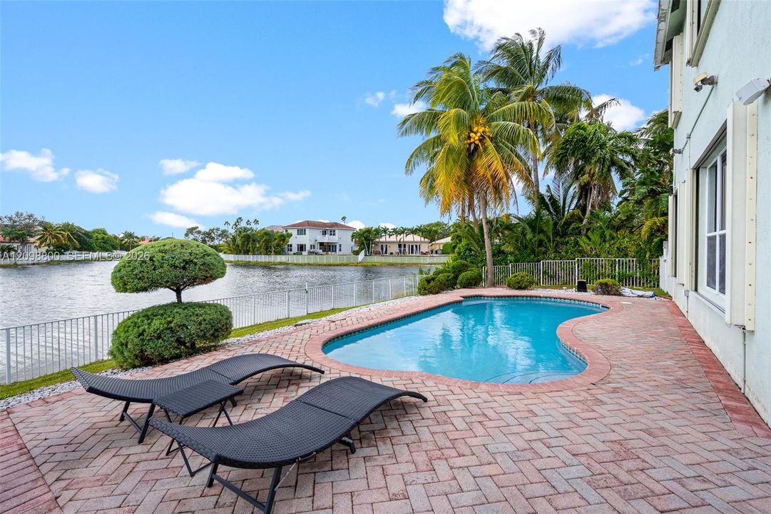 For Rent: $6,500 (4 beds, 3 baths, 3080 Square Feet)