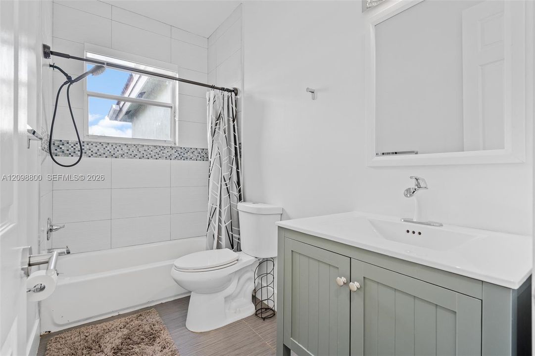 For Rent: $6,500 (4 beds, 3 baths, 3080 Square Feet)