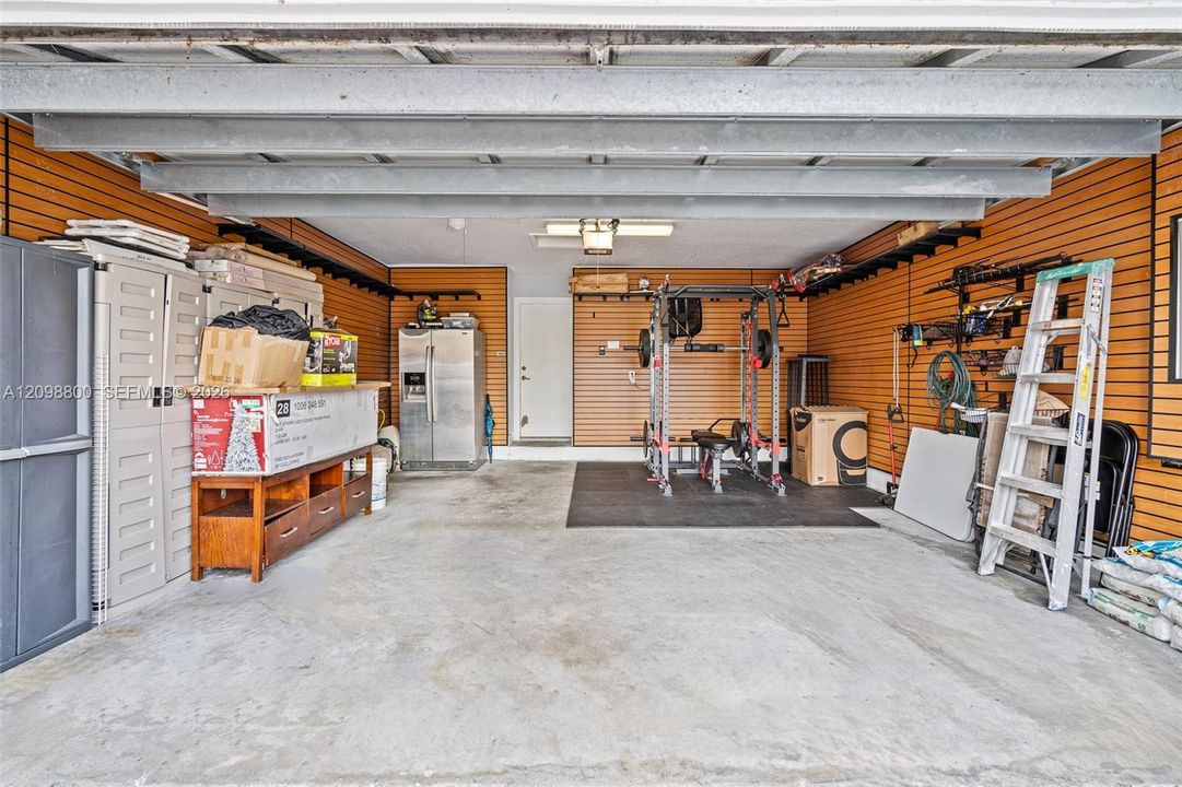 For Rent: $6,500 (4 beds, 3 baths, 3080 Square Feet)