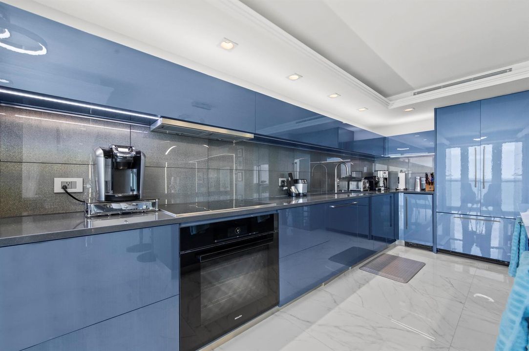 CUSTOM Kitchen
