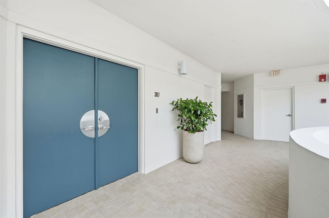 42-web-or-mls-2000_S_Ocean_Blvd_Unit_307