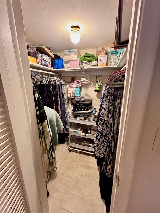walk in closet