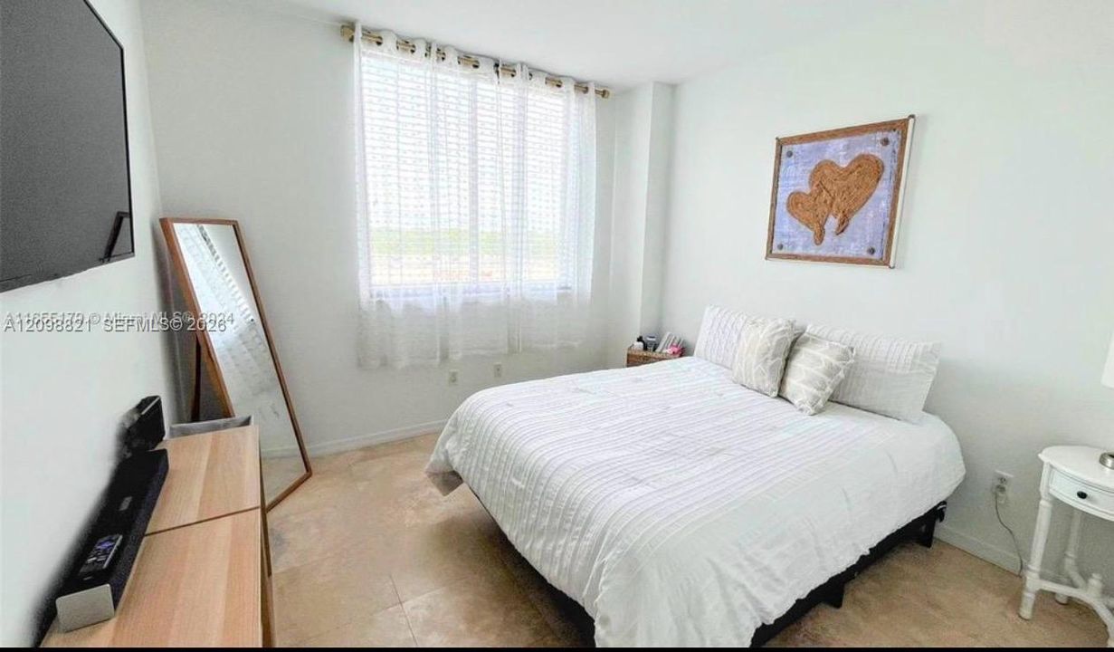 En Venta: $630,000 (3 camas, 2 baños, 1168 Pies cuadrados)